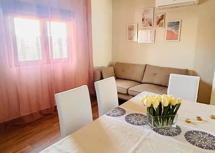 La Hera Daire Belvis de Monroy